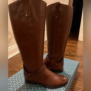 **SALE** Tory Burch - Riding Boot  *LIKE NEW - MUST GO*